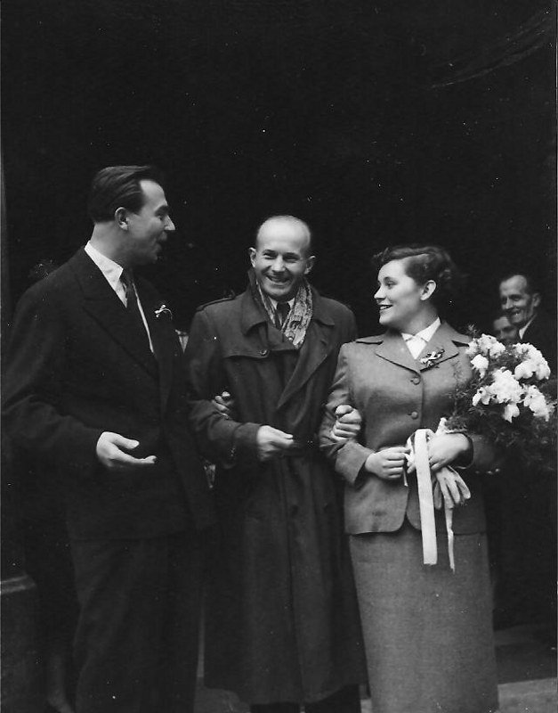 Josef Lehoučka - 1953 (svatba J. Lehoučky a Aleny Cupkové, svědek S. Podhrázský)